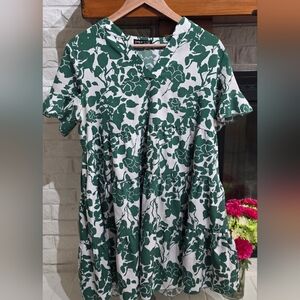 SHEIN Green & White Floral mini dress EXCELLENT CONDITION!